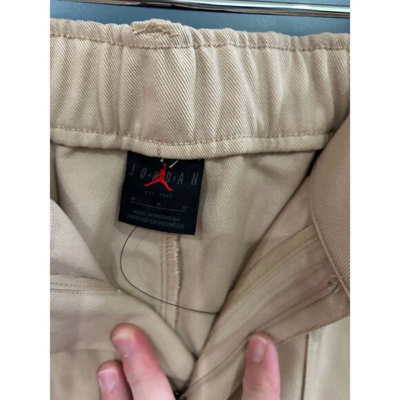 NEW Air Jordan Womens Woven Pleated Pants Size Medium Tan MSRP $99 - Picture 5 of 7